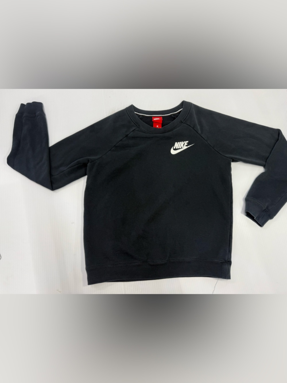 Nike Black Crewneck Sweatshirt XS Swoosh Logo Athleisure Pullover